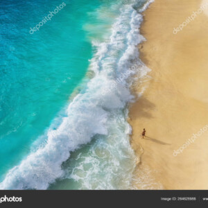 גלים בחוף - צילום מלמעלה - תמונת טבע ונוף - 264628988