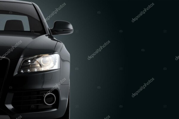רכב יוקרה בשחור - מכונית יוקרה - צילום פנאי מוטור ואור_100111224